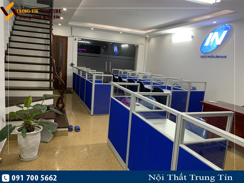 Vách ngăn văn phòng nỉ kính VND35-21