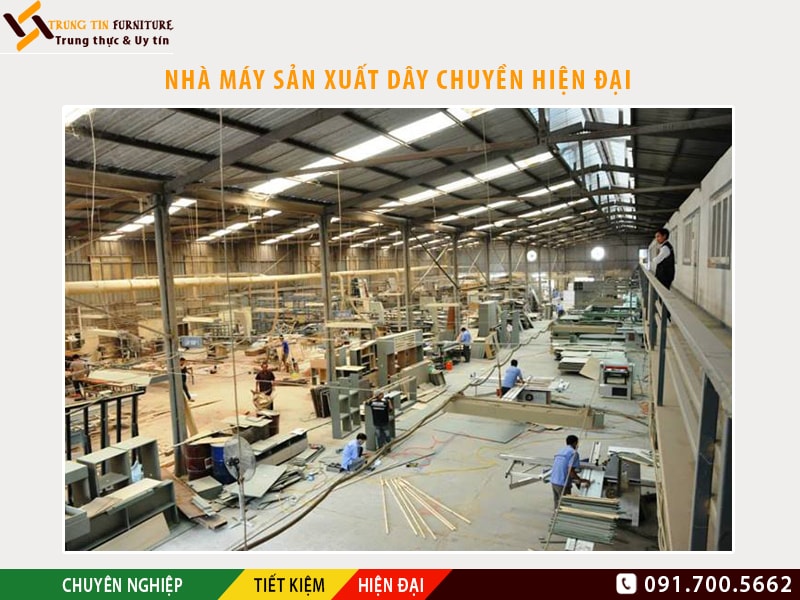 Nhà máy sản xuất dây chuyền hiện đại